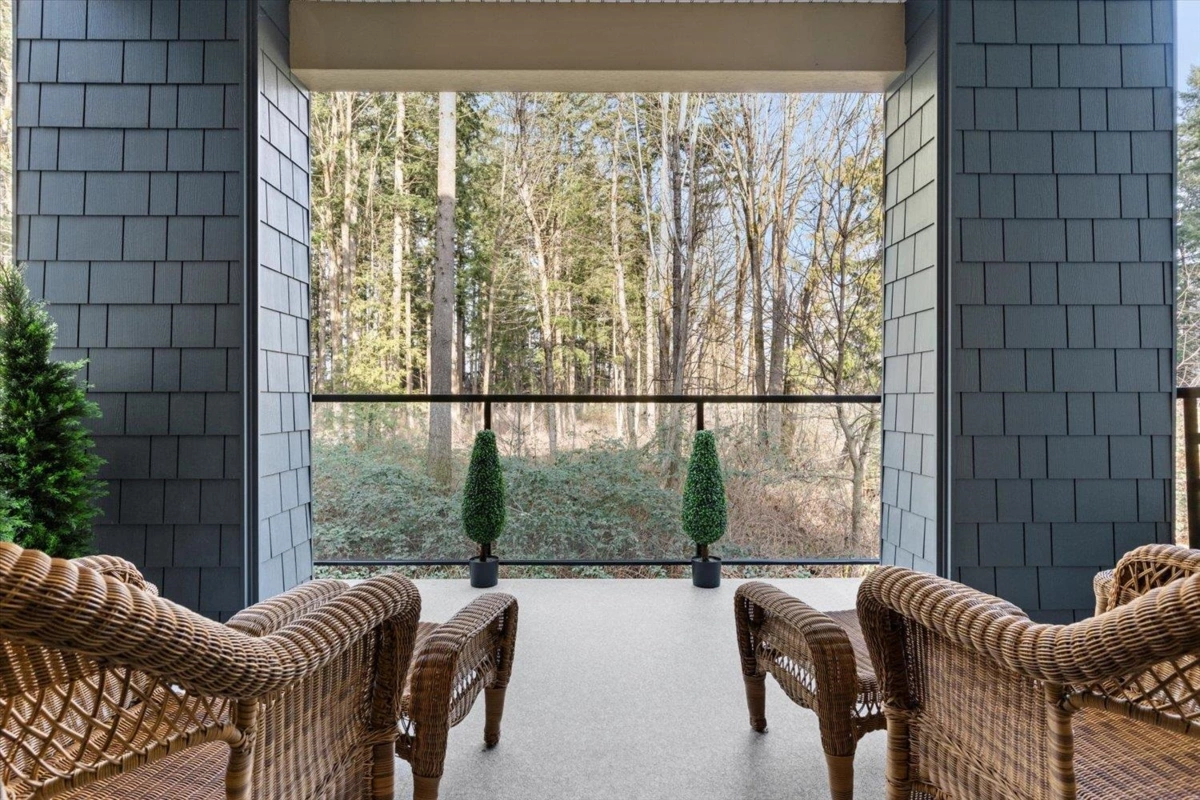 Kitchen Photo of 203 5380 Tyee Lane, Chilliwack, BC