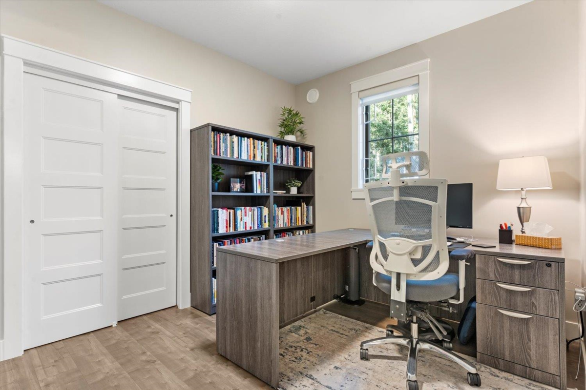 Mudroom Photo of 203 5380 Tyee Lane, Chilliwack, BC