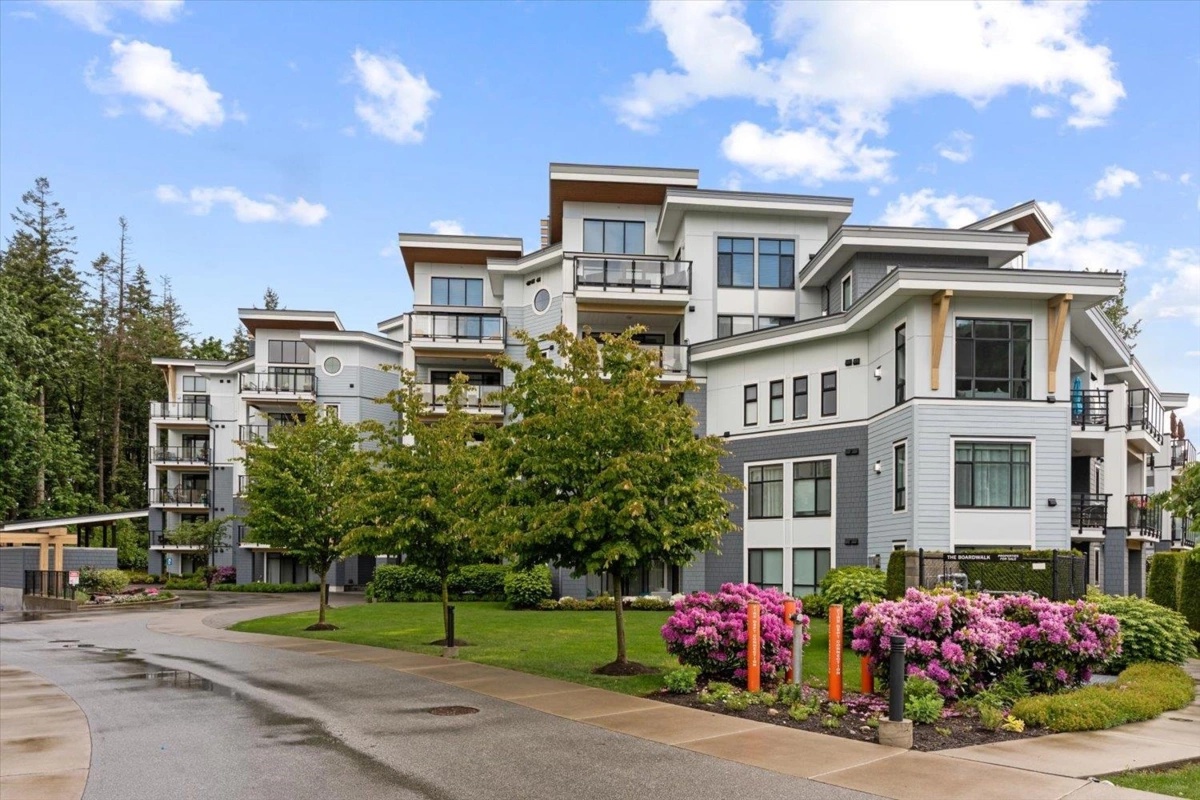 Swimming Pool Photo of 203 5380 Tyee Lane, Chilliwack, BC