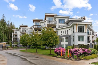 Swimming Pool Photo of 203 5380 Tyee Lane, Chilliwack, BC