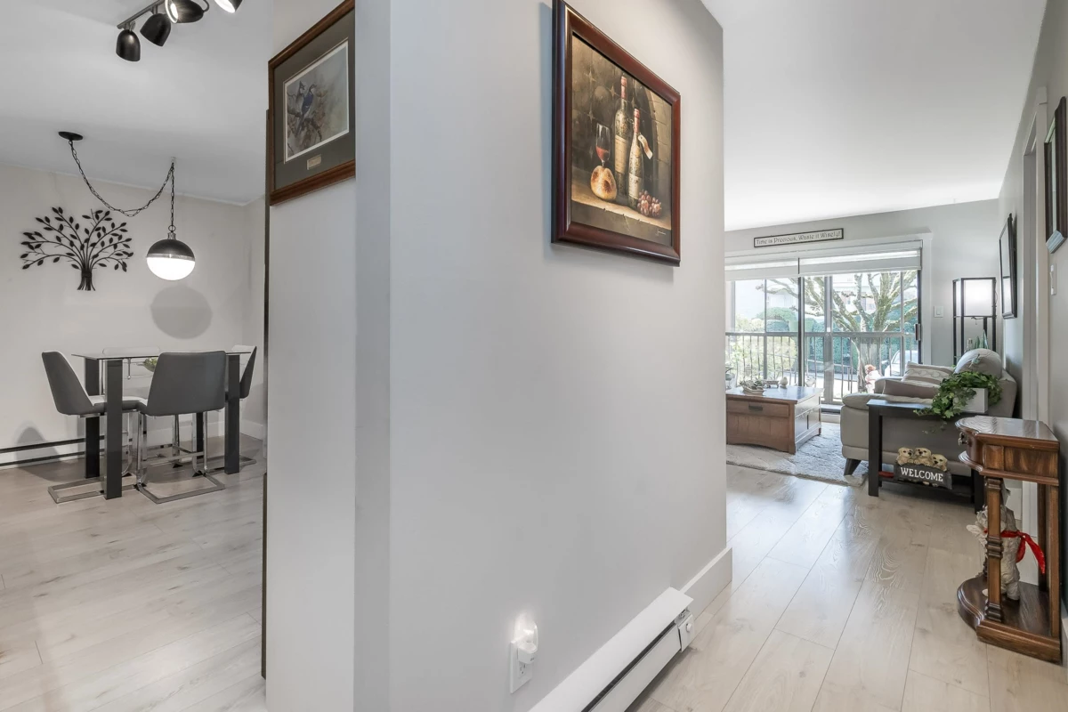 Family Room Photo of 101 32910 Amicus Place Place, Abbotsford, BC