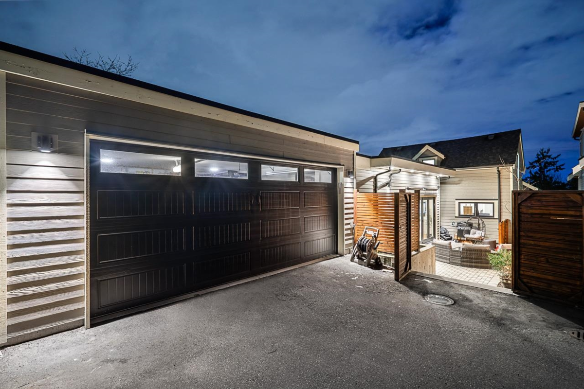 Aerial View of 1407 Sixth Avenue, New Westminster, BC