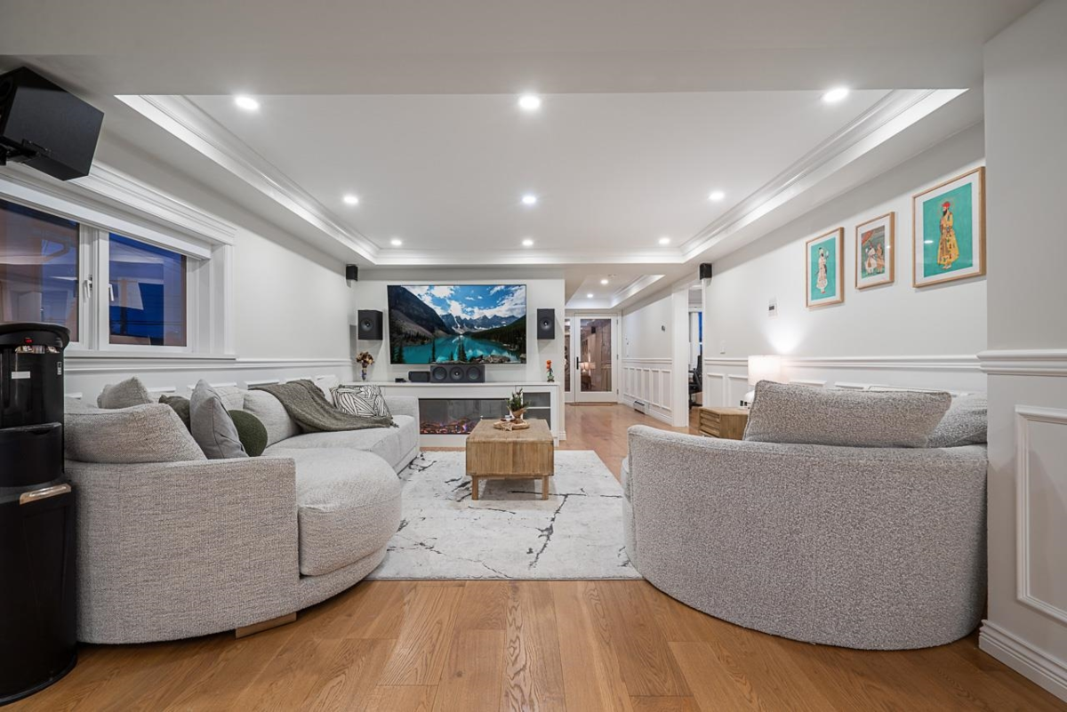 Exterior Rear Photo of 1407 Sixth Avenue, New Westminster, BC