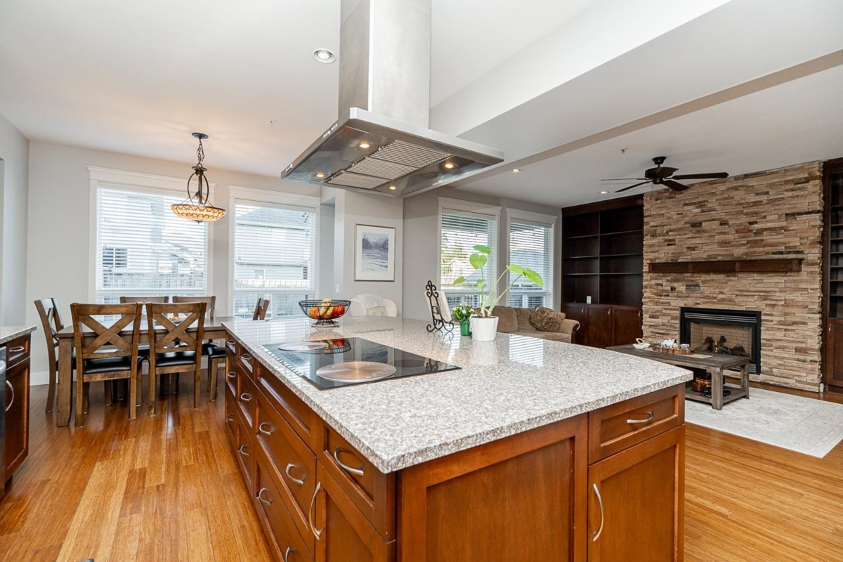 Dining Area Photo of 23641 112a Avenue, Maple Ridge, BC
