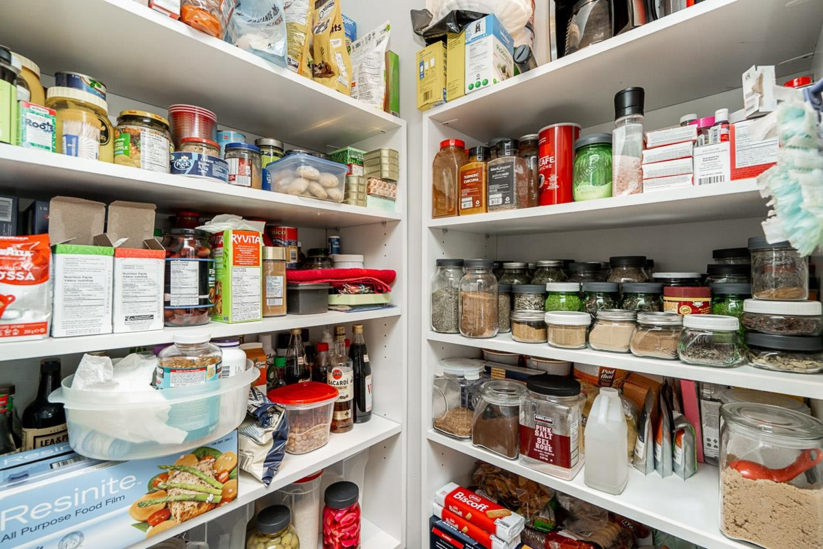 Guest Bathroom Photo of 23641 112a Avenue, Maple Ridge, BC