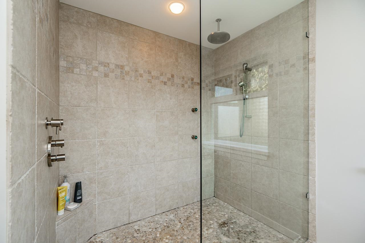 Pantry Photo of 23641 112a Avenue, Maple Ridge, BC