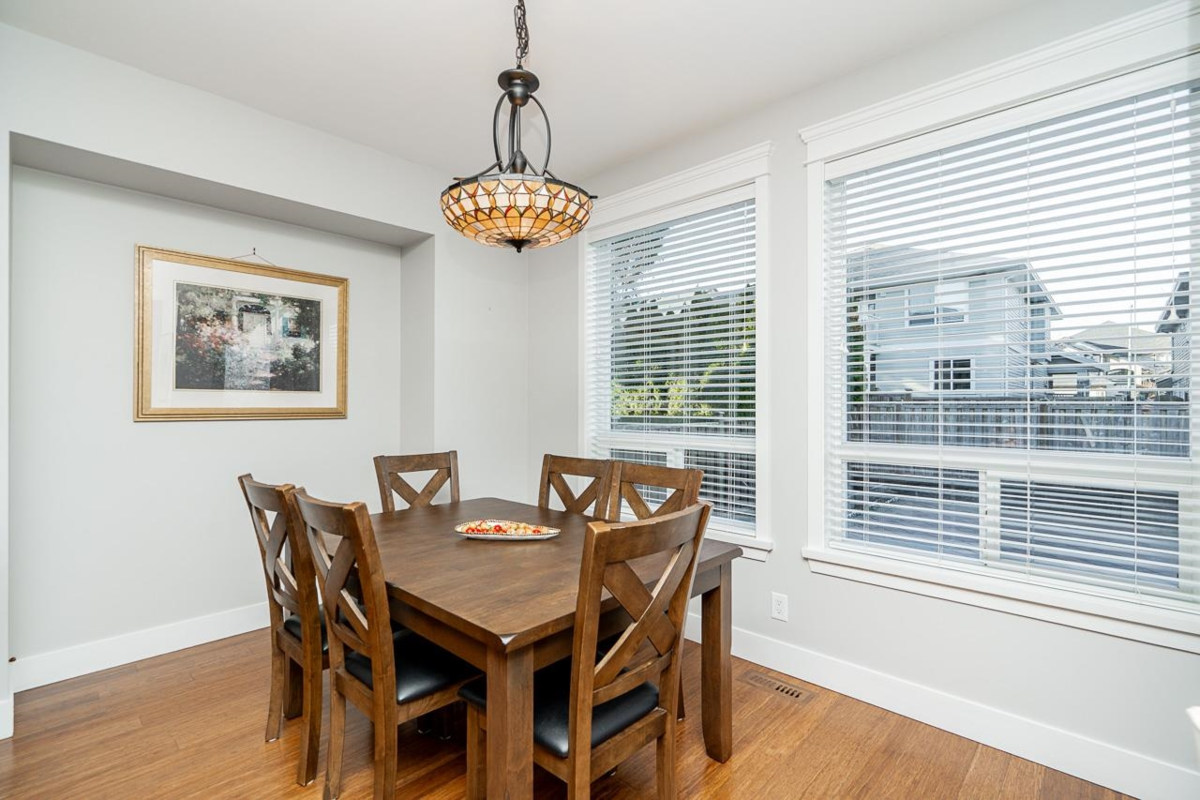 Powder Room Photo of 23641 112a Avenue, Maple Ridge, BC