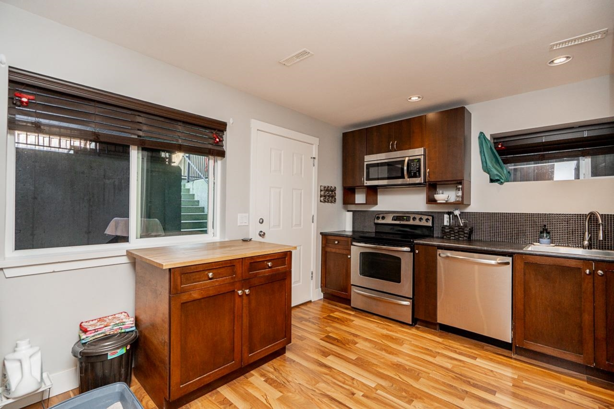 Primary Bedroom Photo of 23641 112a Avenue, Maple Ridge, BC