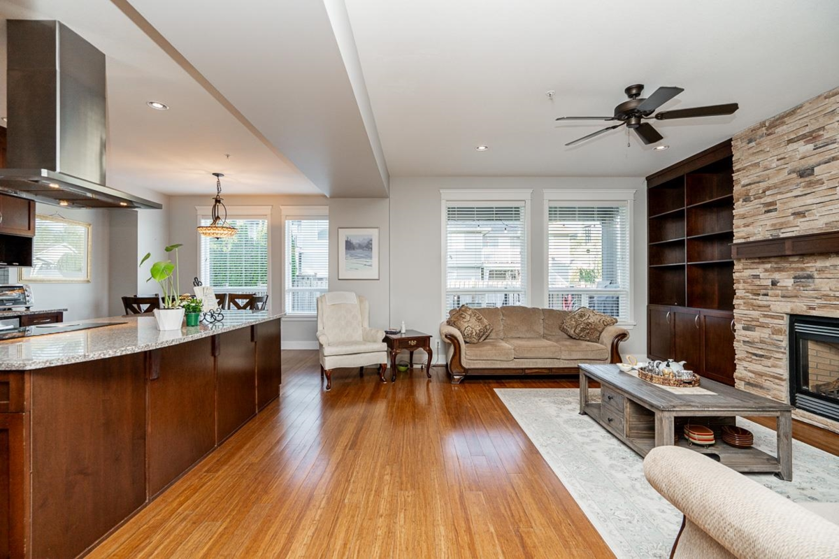 Walk-In Closet Photo of 23641 112a Avenue, Maple Ridge, BC