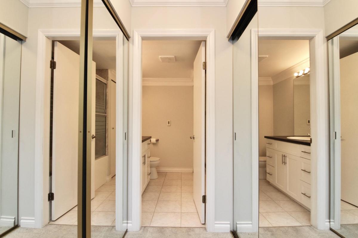 Bedroom 3 Photo of 52 6537 138 Street, Surrey, BC