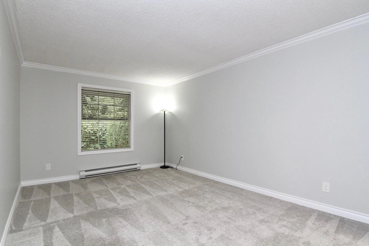 Walk-In Closet Photo of 52 6537 138 Street, Surrey, BC
