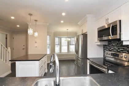 Office / Den Photo of 52 6537 138 Street, Surrey, BC