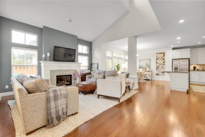 Kitchen Island Photo of 14256 37th Avenue, Surrey, BC