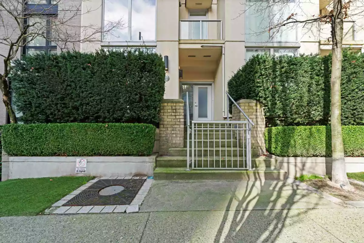 Guest Bathroom Photo of 1237 Richards Street, Vancouver, BC