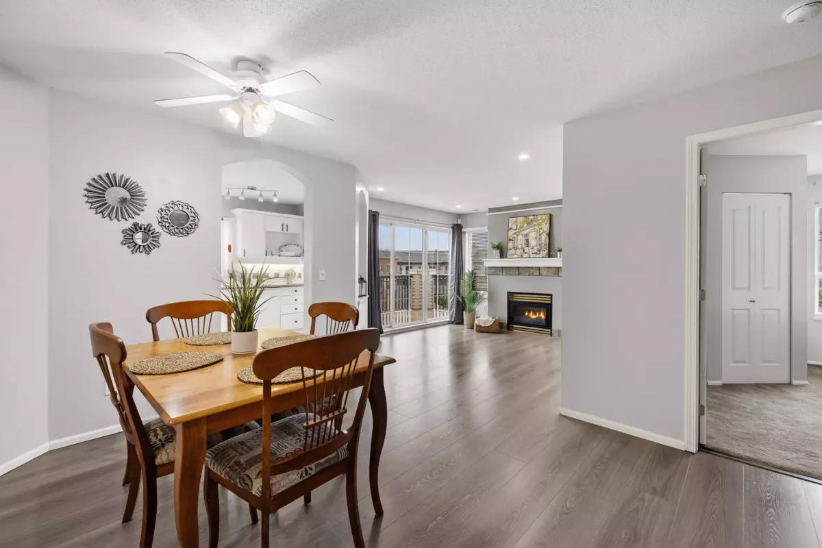 Family Room Photo of 305 6336 197 Street, Langley, BC