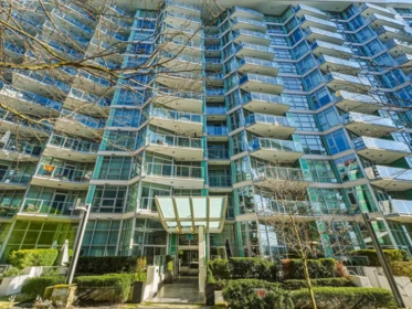 706 199 Victory Ship Way, North Vancouver, BC, North Vancouver — Apartment/Condo for sale