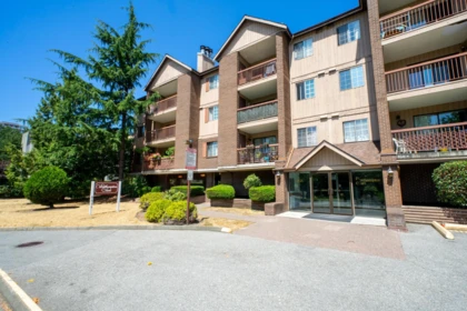 Office / Den Photo of 118 8511 Westminster Highway, Richmond, BC