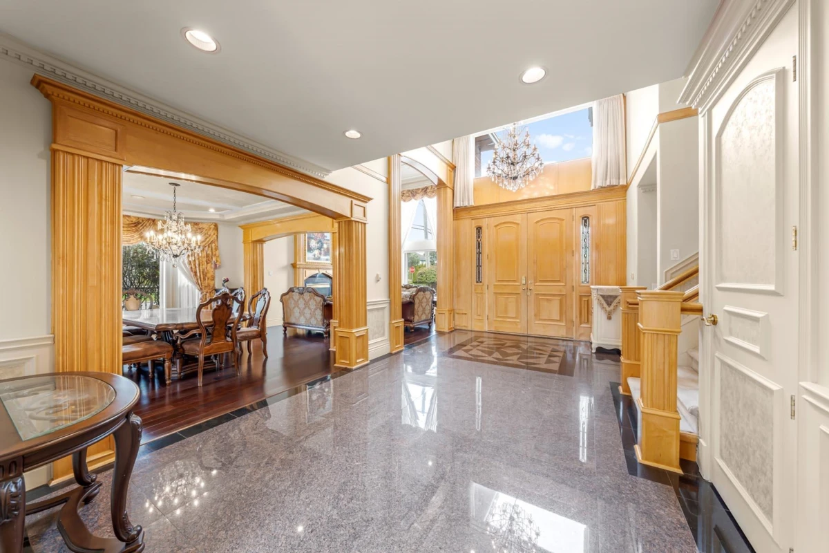 Dining Area Photo of 7460 Broadmoor Boulevard, Richmond, BC