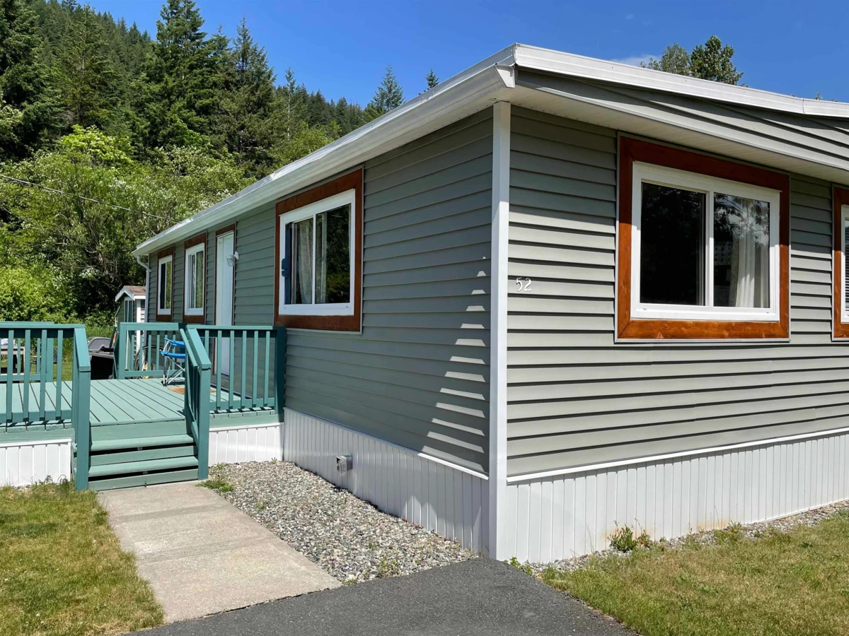 Exterior Rear Photo of 52 65367 Kawkawa Lake Road, Hope, BC
