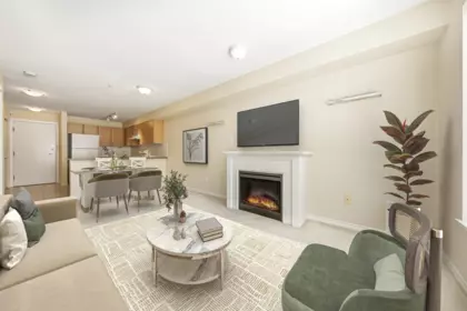 Hallway Photo of 204 14859 100 Avenue, Surrey, BC