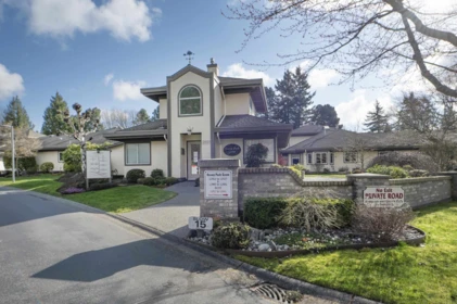 Aerial View of 4 12981 17 Avenue, Surrey, BC