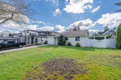 17346 60a Avenue, Surrey, BC, Surrey — Single Family Residence for sale