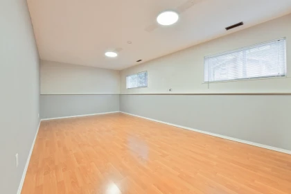 Laundry Room Photo of 34560 Hurst Crescent, Abbotsford, BC