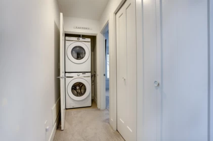 Entry Foyer Photo of 44 14355 62 Avenue, Surrey, BC