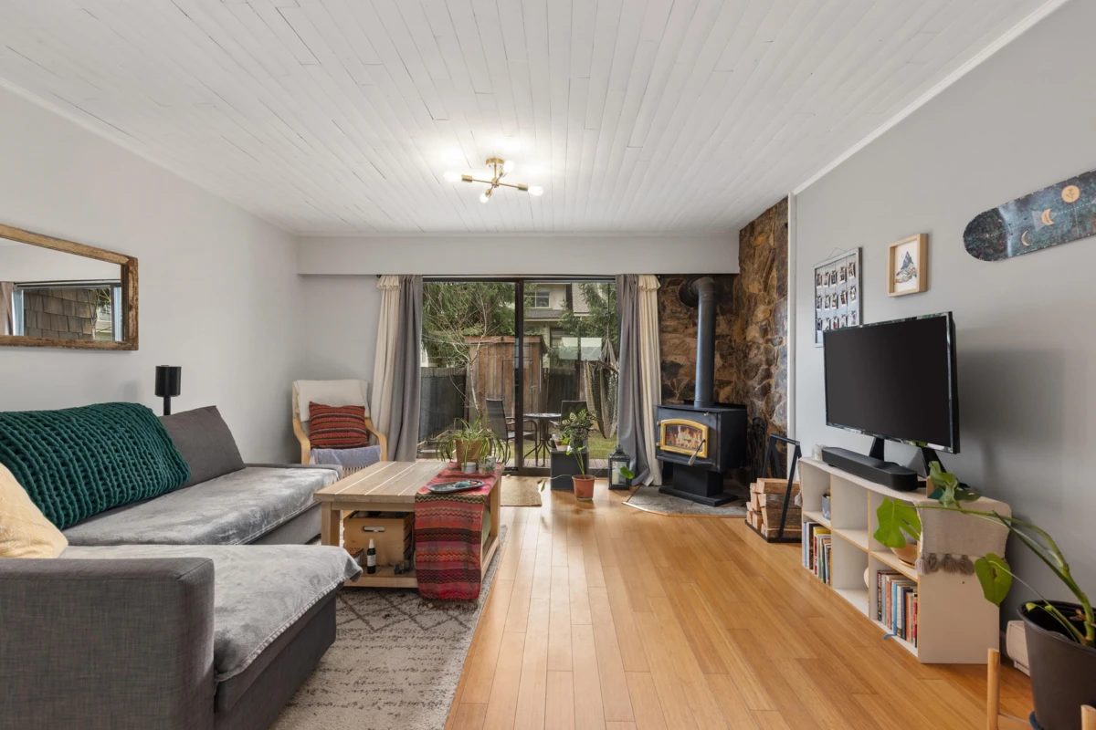 Living Room Photo of 13 1470 Laurel Street, Pemberton, BC