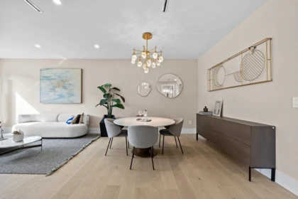Kitchen Island Photo of 2 5115 Buxton Street, Burnaby, BC