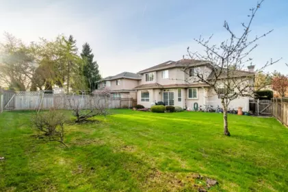 Outdoor Kitchen Photo of 16988 103a Avenue, Surrey, BC