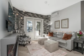 412 2493 Montrose Avenue, Abbotsford, BC