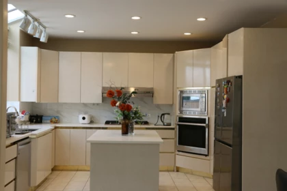 Breakfast Nook Photo of 8451 Francis Road, Richmond, BC