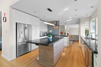 Primary Bedroom Photo of 4635 Caulfeild Drive, West Vancouver, BC