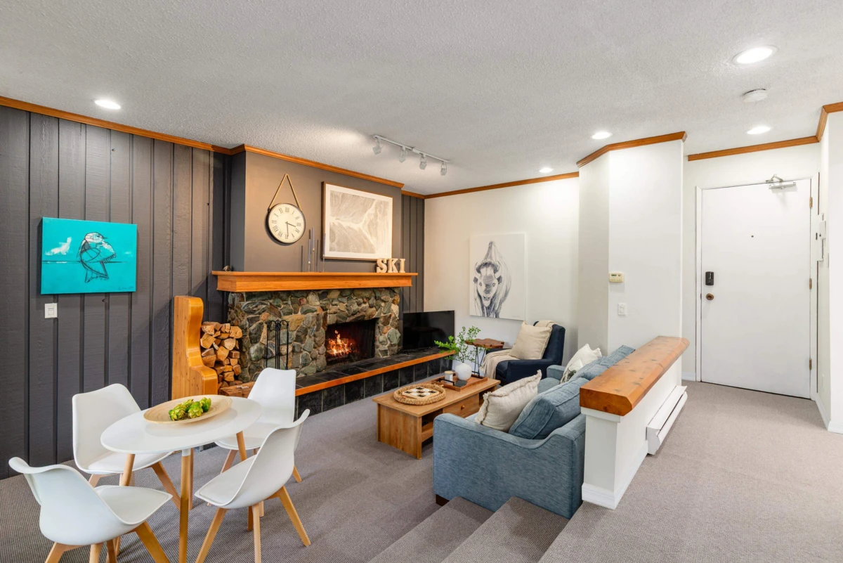 Living Room Photo of A201 1400 Alta Lake Road, Whistler, BC