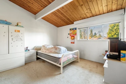 Office / Den Photo of 5833 Macdonald Street, Vancouver, BC