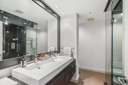 Hallway Photo of 3701 1438 Richards Street, Vancouver, BC