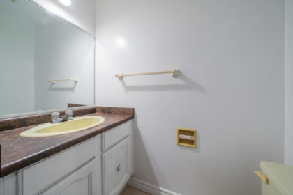 Kitchen Island Photo of 3540 Baycrest Avenue, Coquitlam, BC