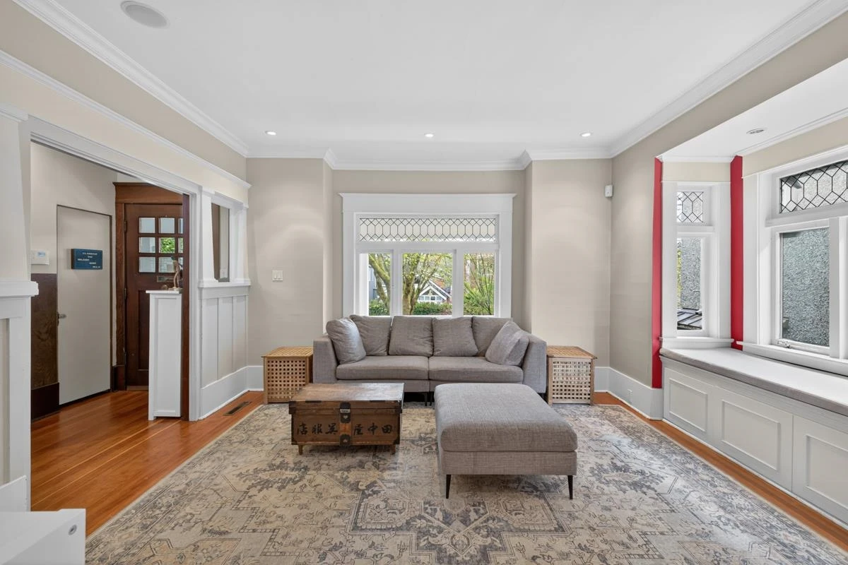 Family Room Photo of 4195 W 15th Avenue, Vancouver, BC