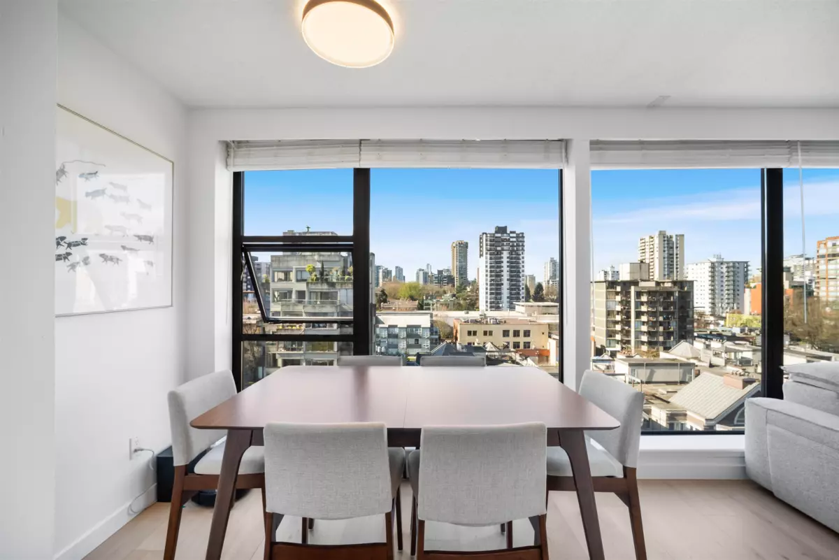 Dining Area Photo of 1002 1723 Alberni Street, Vancouver, BC