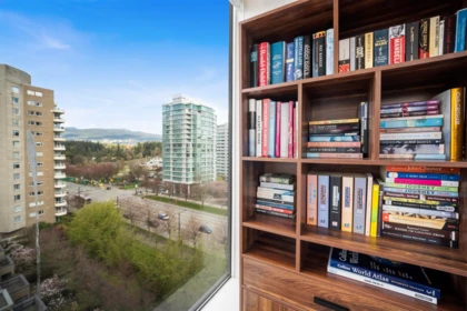 Hallway Photo of 1002 1723 Alberni Street, Vancouver, BC