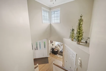 Powder Room Photo of 18897 62a Avenue, Surrey, BC