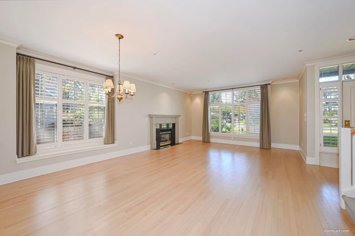 Living Room Photo of 3998 W 32nd Avenue, Vancouver, BC