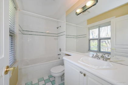 Guest Bathroom Photo of 3998 W 32nd Avenue, Vancouver, BC