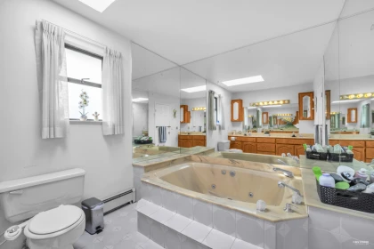Laundry Room Photo of 3088 School Avenue, Vancouver, BC