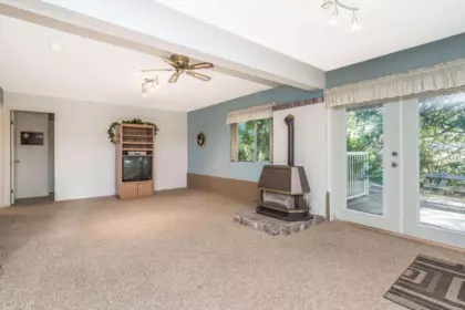 Swimming Pool Photo of 25 33020 Maclure Road, Abbotsford, BC