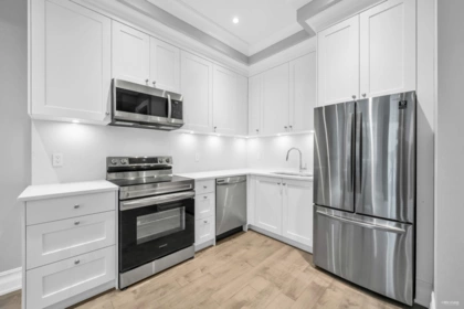Hot Tub / Spa Photo of 1349 Anderson Street, White Rock, BC