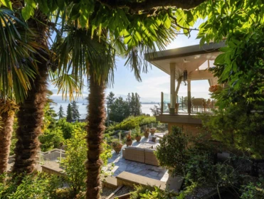 Front Yard Photo of 1550 Blanca Street, Vancouver, BC