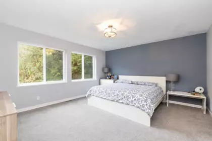 Basement Recreation Room Photo of 24445 104 Avenue, Maple Ridge, BC