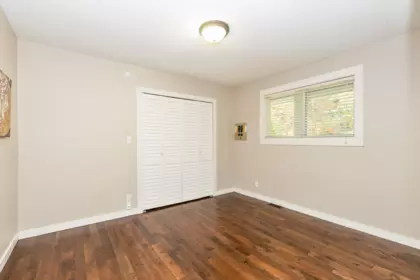 Powder Room Photo of 24445 104 Avenue, Maple Ridge, BC